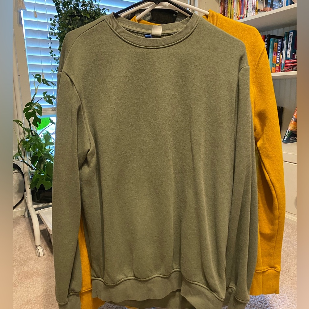 Khaki Green Pullover sweatshirt